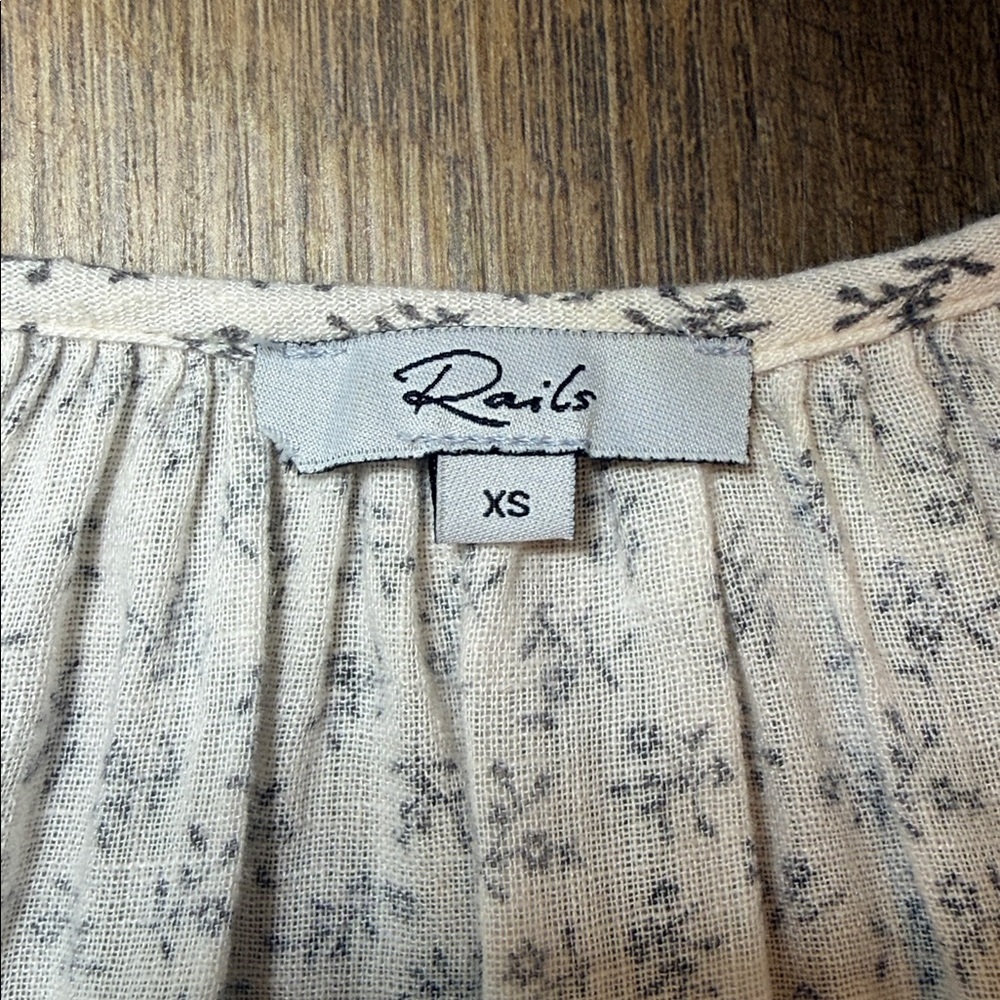 Rails Women's Kristie Top Cream Bella Ditsy Floral Peasant Blouse Size X-Small - Picture 9 of 16